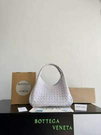 Picture of Bottega Veneta Handbags _SKUfw225797357fw